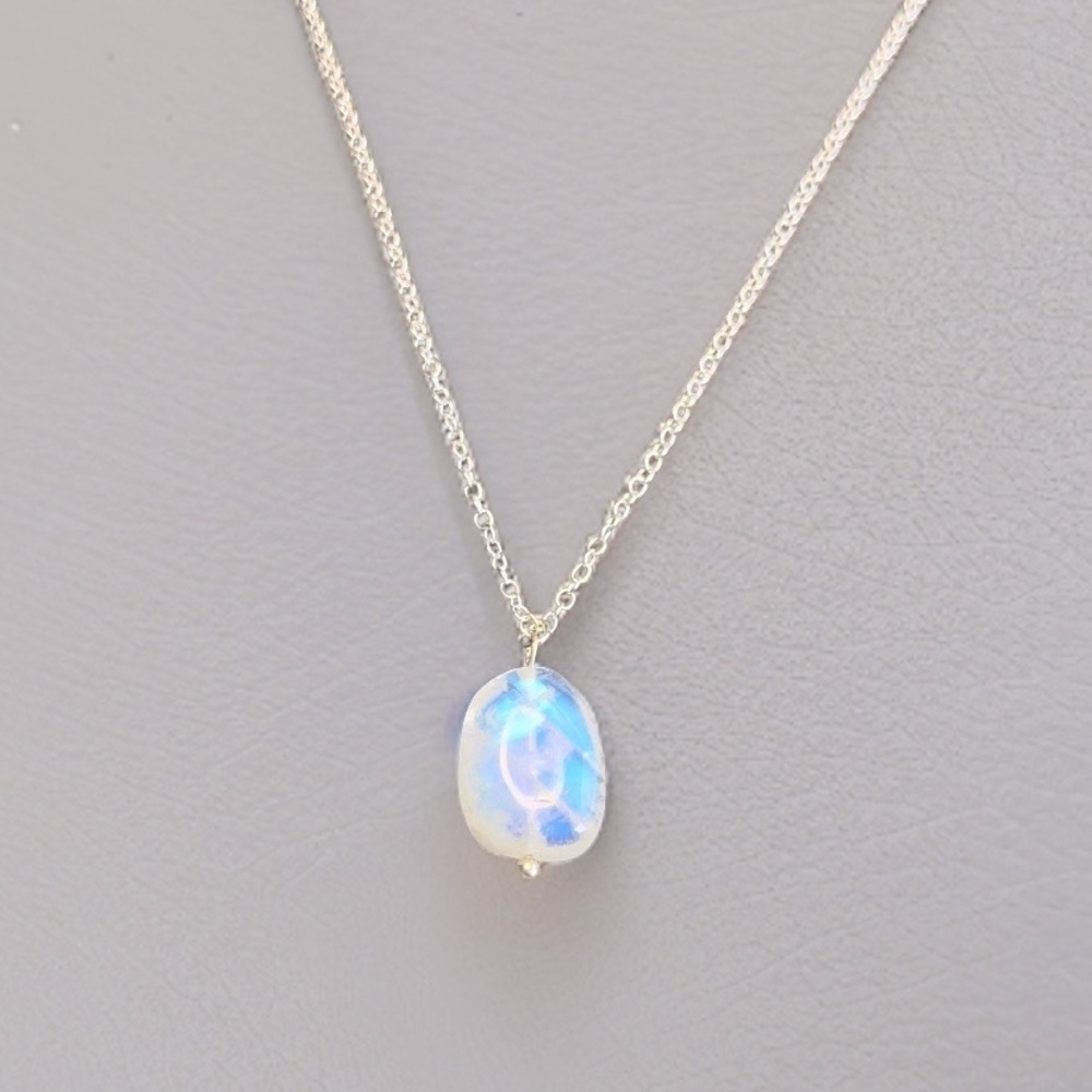High Quality Genuine Rainbow Moonstone Pendant Necklace!